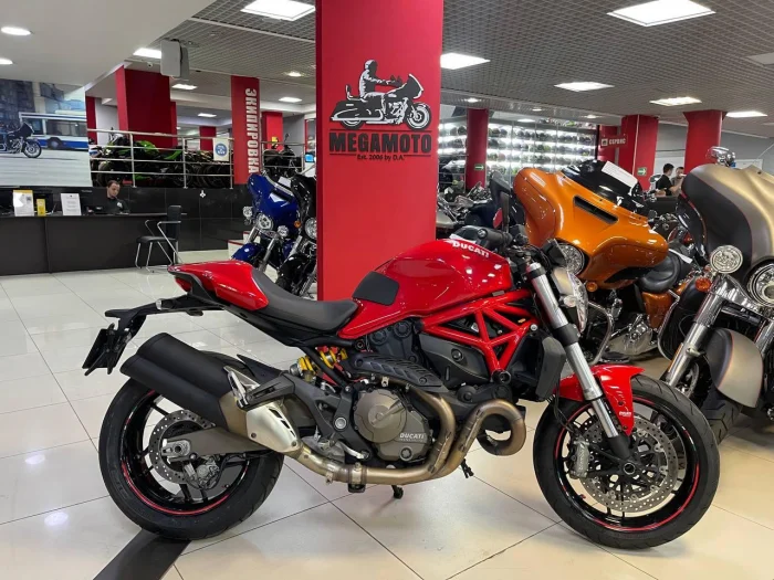 DUCATI MONSTER 821 0 2014 Naked Megamoto