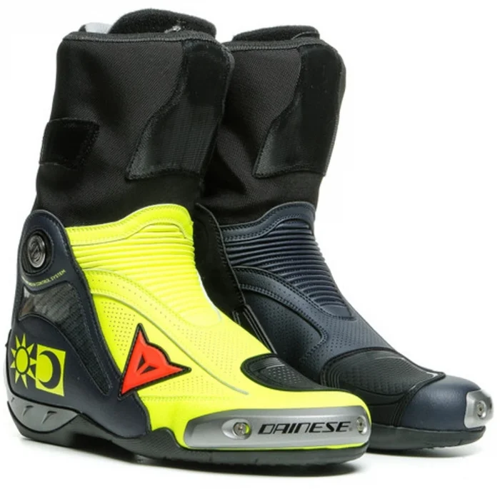 DAINESE AXIAL D1 MEGAMOTO